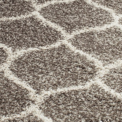SAFAVIEH Hudson Shag Collection Accent Rug - 2'3" x 3'9", Grey & Ivory, Trellis Design, Non-Shedding & Easy Care, 2-inch Thick Ideal for High Traffic Areas in Entryway, Living Room, Bedroom (SGH280B)