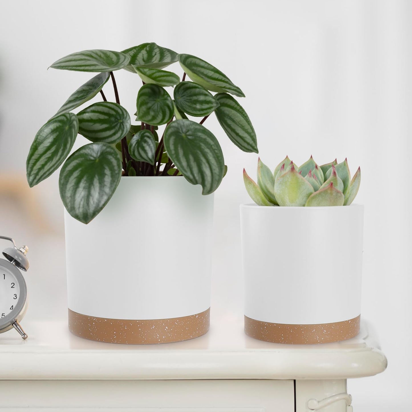 YNNICO Plant Pots with Drainage Holes and Saucers – 7, 6.5, 6, 5, 4 Inch Plastic Planters for Indoor Outdoor Plants, Modern Matte Finish, Lightweight & Durable（White