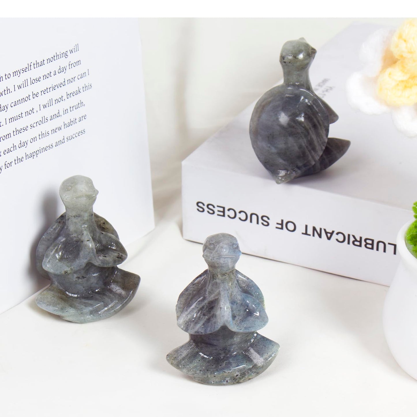 QLRSUXN Labradorite Sea Turtle Meditation Crystal Yoga Sculpture,Hand Carved Healing Figurine Spiritual Decor Chakra Balancing Gift,Zen Statue for Home Office Decorations