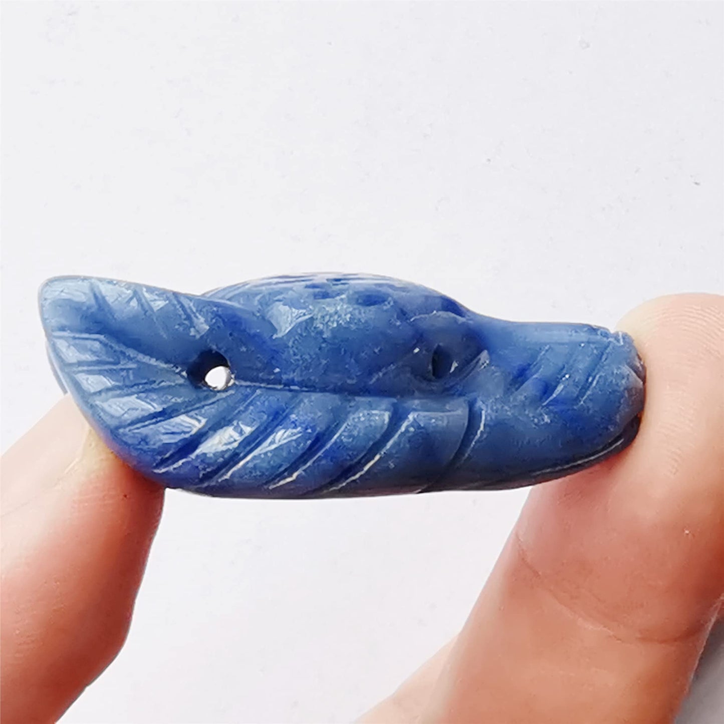Bacatgem Natural Blue Aventurine 1.57 inchs Wolf Head Pocket Crystals and Healing Stone Figurine,Haped DIY-Jewelry Pendant