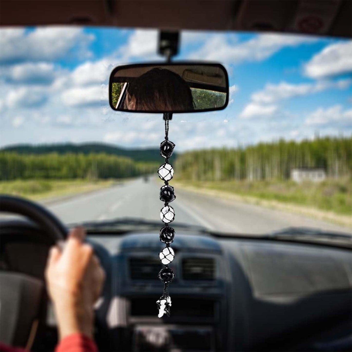 Runyangshi Hanging Car Charm Clearn Crystal Black Obsidian Healing Crystal and Stones Natural Crystals Car Hanging Omament with Chips Stones Accessories Rearview Mirror Decorations