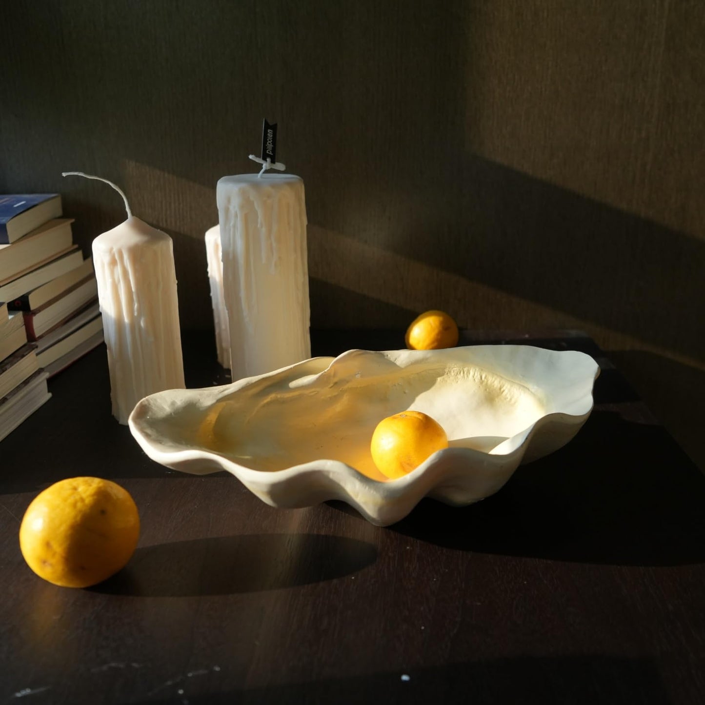 SKCSI Artificial Shell-decorated bowl Chocolate snack bowl in the living room Key bowl at the entranceway Shell-shaped resin decorative bowl