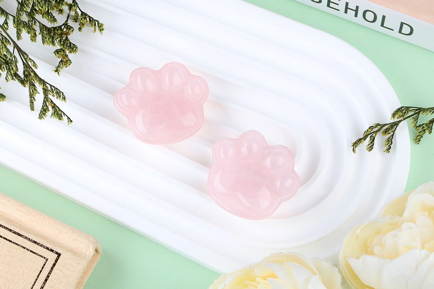 NUKAYAI Rose Quartz Cat Paw Crystal Statue Carved Figurines Worry Stones Natural Crystals and Healing Stones Decor Cat Sculpture Spiritual Cute Stone Pink Cat Lover for Women