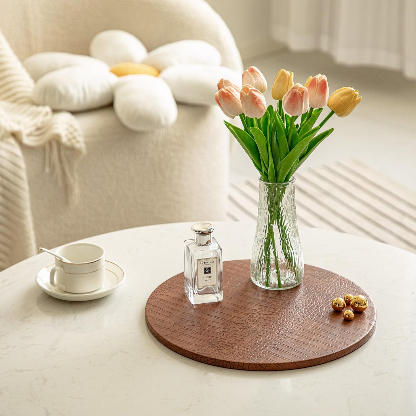 JUMBO HUMBLE Decorative Serving Trays, Set of 2 Brown Crocodile Leather Round Serving Tray with Beads, Decorative Tray Ottoman Decor Platter Coffee Table Trays for Living Room Home Decor