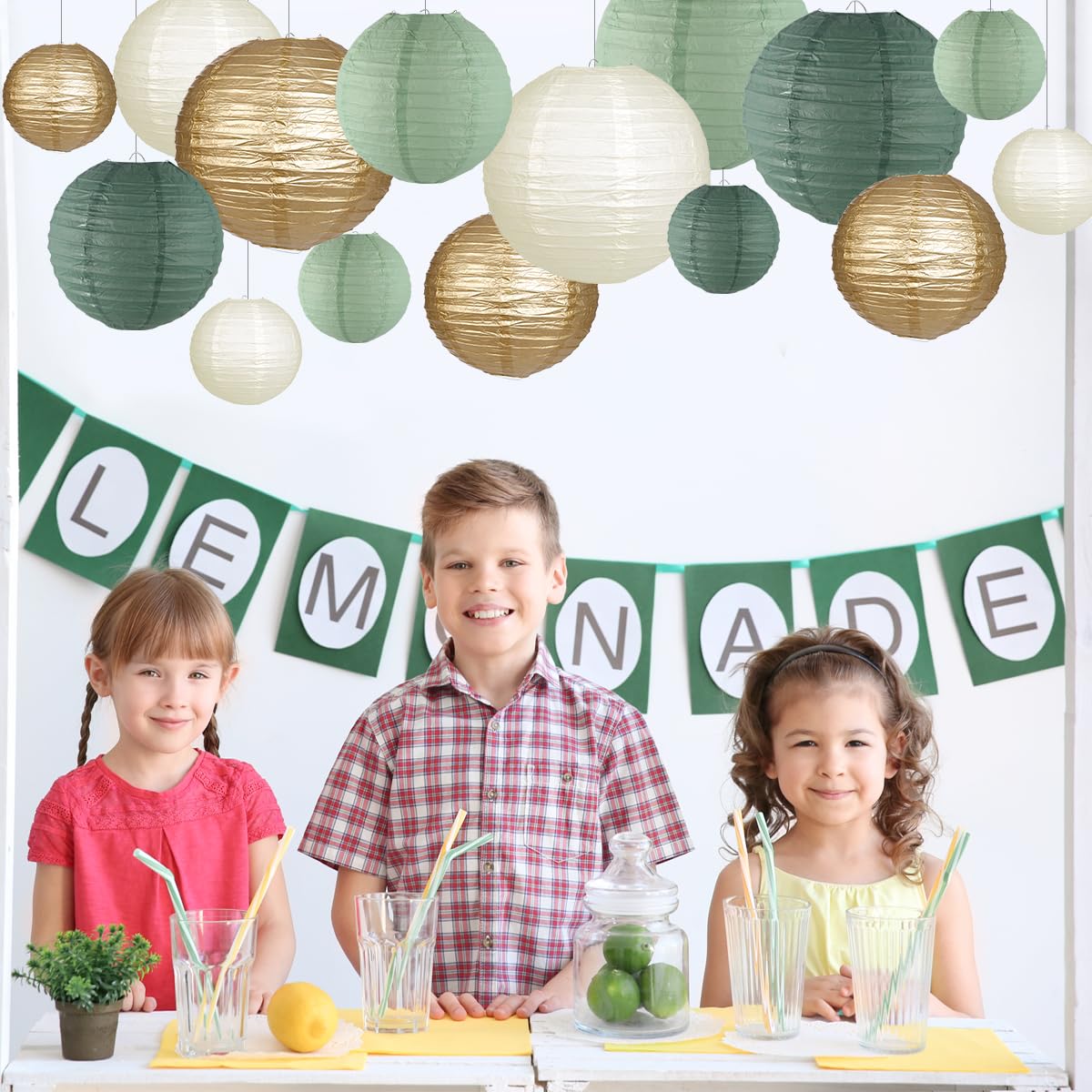 zilue Paper Lanterns Decorative, Round Hanging Paper Lanterns Decorations for Rustic Party Bridal Shower Wedding Sage Green Birthday Party Supplies Gold/Ivory/Sage Green 15pcs