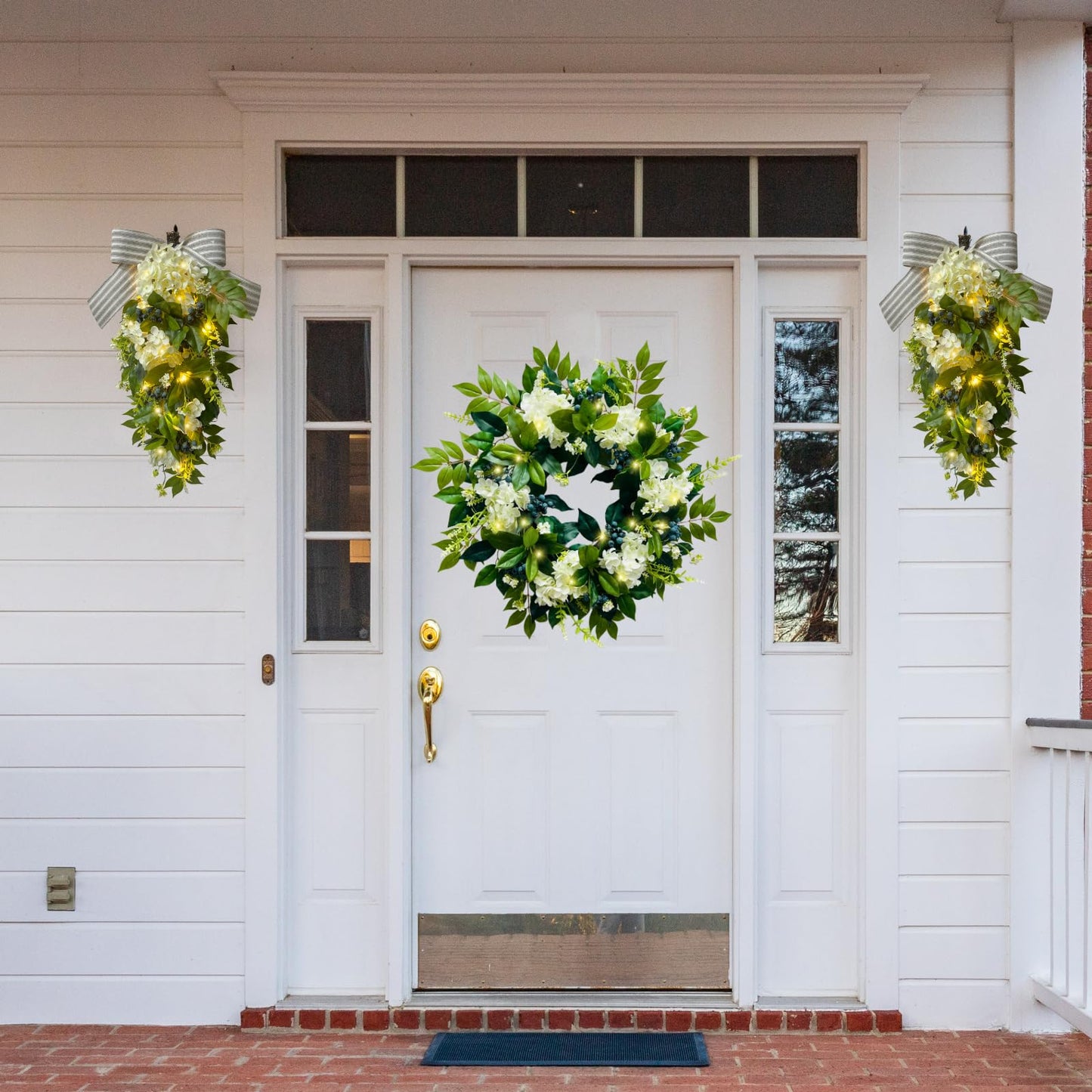 Svndlyn 22 Inch Lighted Hydrangea Wreath with Timer for All Season 20 Lights Steady & Flashing Modes Artificial Hydrangea Flower Blueberry and Eucalyptus Leaves for Outdoor Front Door Wall Window