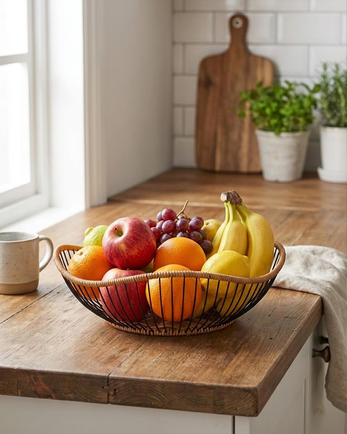 Zitonyang Wire Fruit Basket, Metal Fruits Basket Countertop Fruit Bowl Metal Wire Baskets For Fruits, Vegetables, Breads, Snacks (Brown, 10 x 3 inches)
