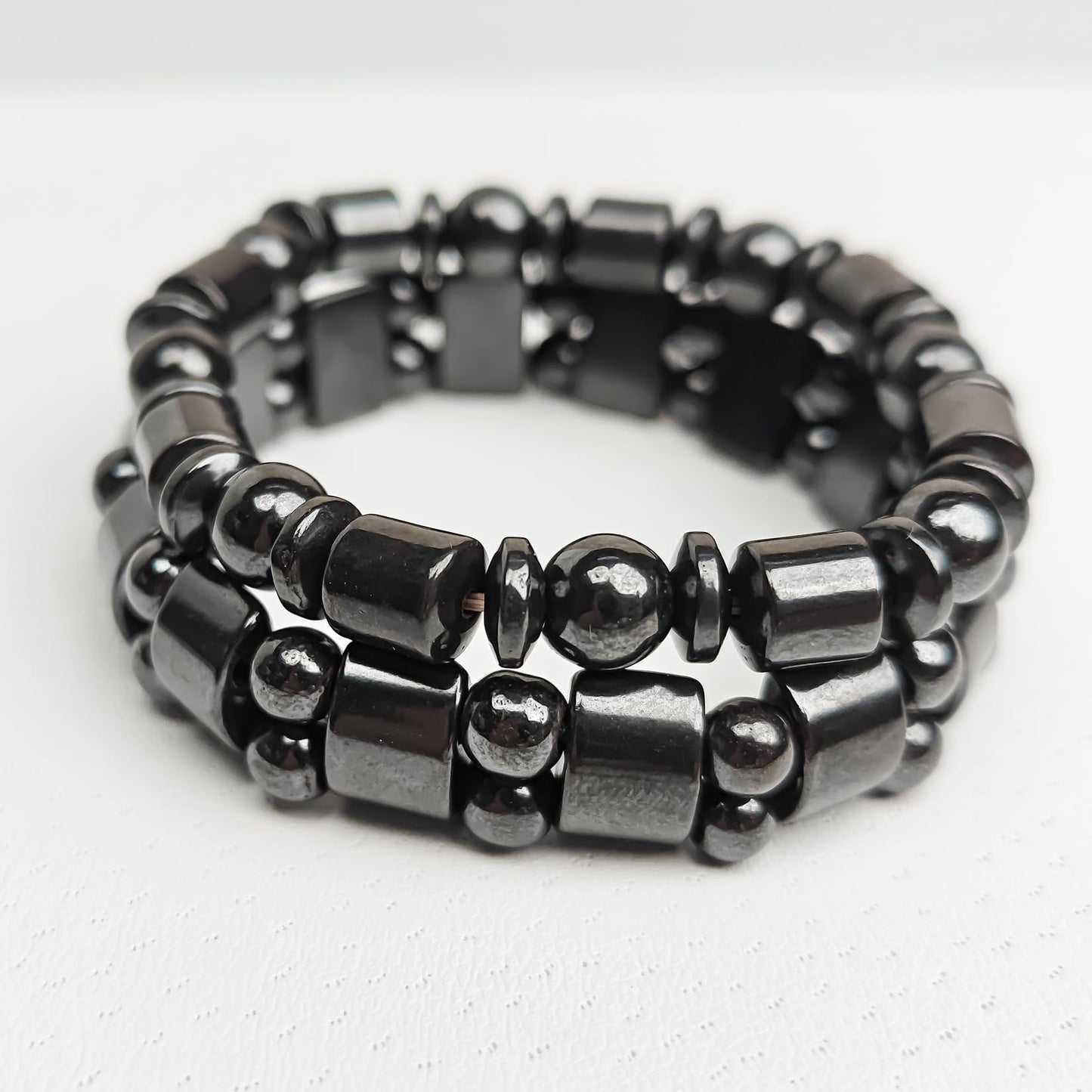 VIKI LYNN 2 Pcs Hematite Magnetic Bracelets for Women and Men Hematite Magnetic Stone Beads Adjustable Magnetic Bracelet Wristband Dainty Jewelry Gift for Mom, Dad, Wife, Friend, Couple