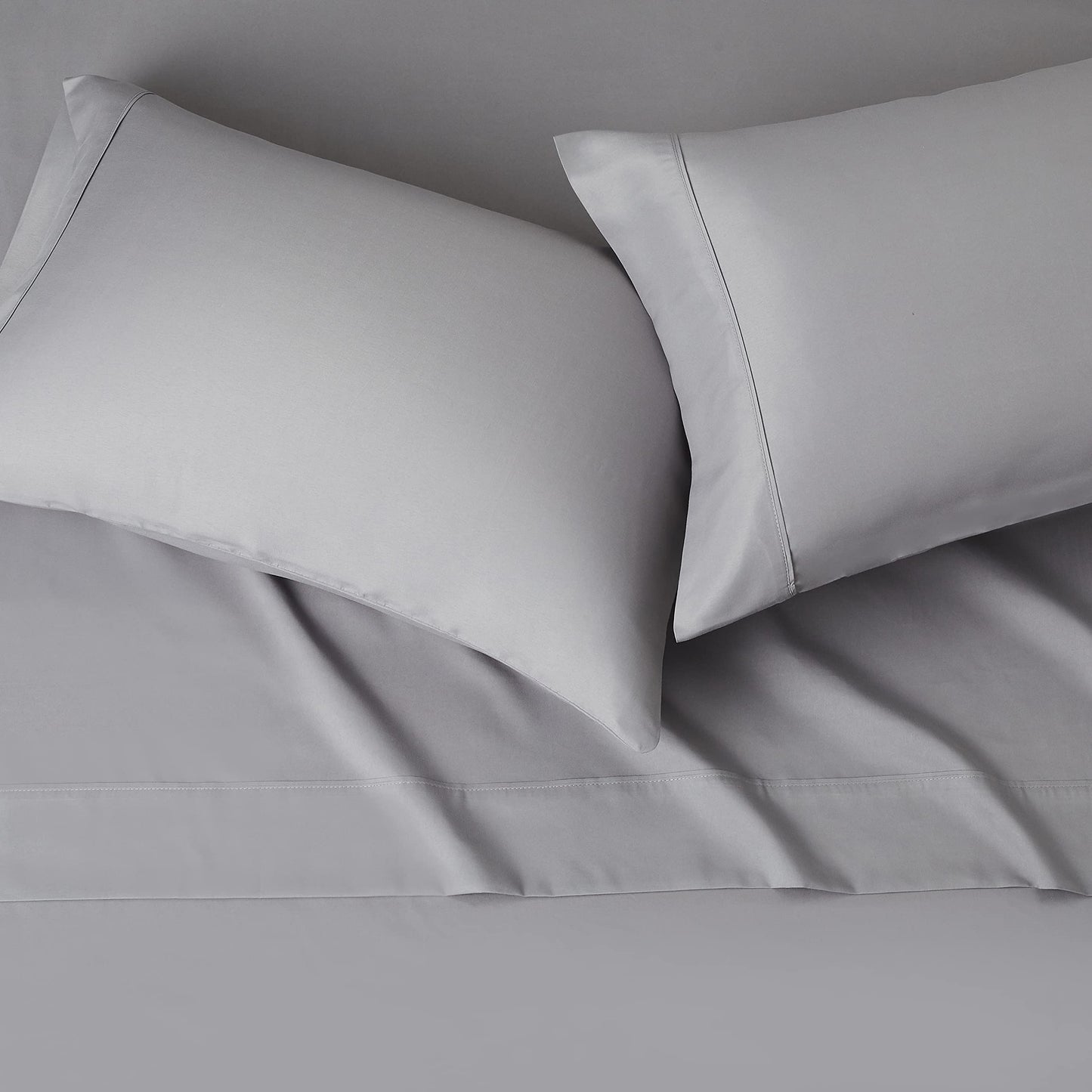 Amazon Basics Lightweight Super Soft, Wrinkle-Free, Breathable Luxury Microfiber 4 Piece Bed Sheet Set with 14-Inch Deep Pockets, Full, Dark Gray, Solid