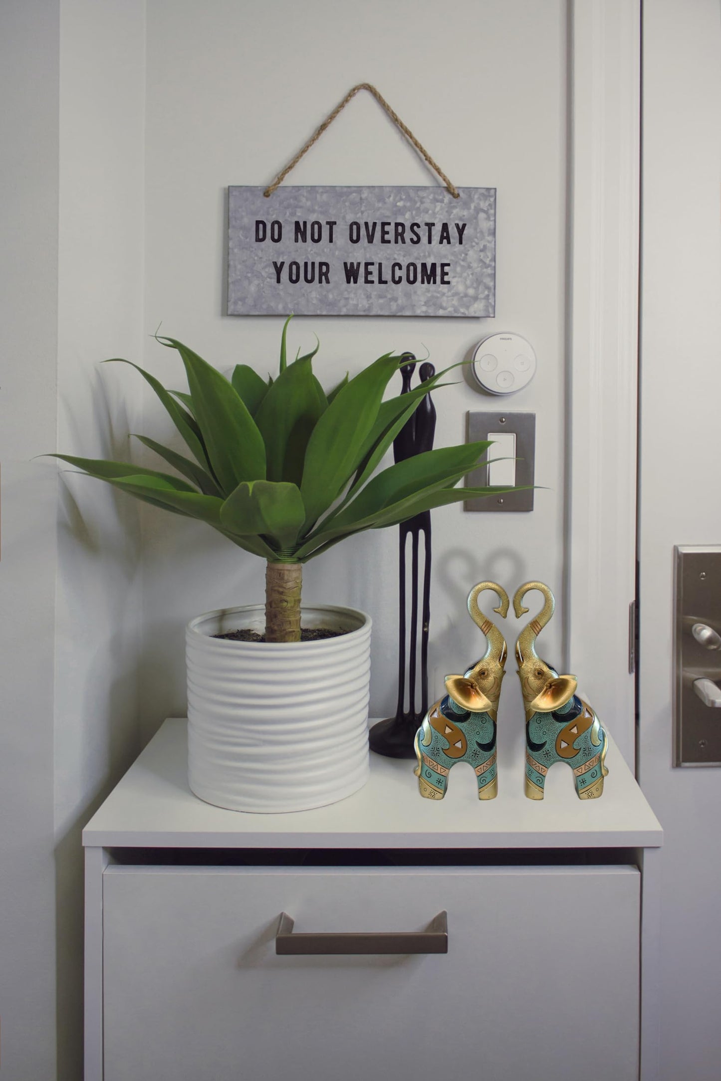 sugutee Good Luck Elephant Decor for Home, Large Gold Elephant Statue, Small Elephant Figurines and Statues (1 Pcs Small)
