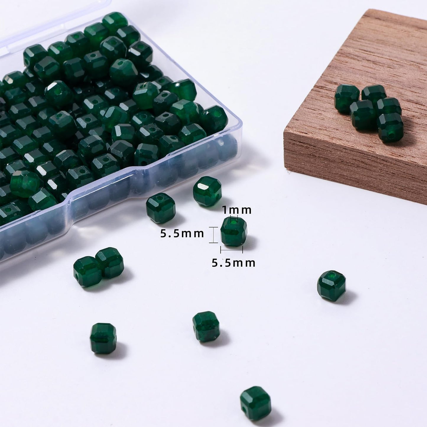 Natural Faceted Green Agate Cube Stone Beads 5-5.5mm 60pcs/str Loose Square Semi Gemstone Stone Beads for Making Bracelets Necklace Earrings