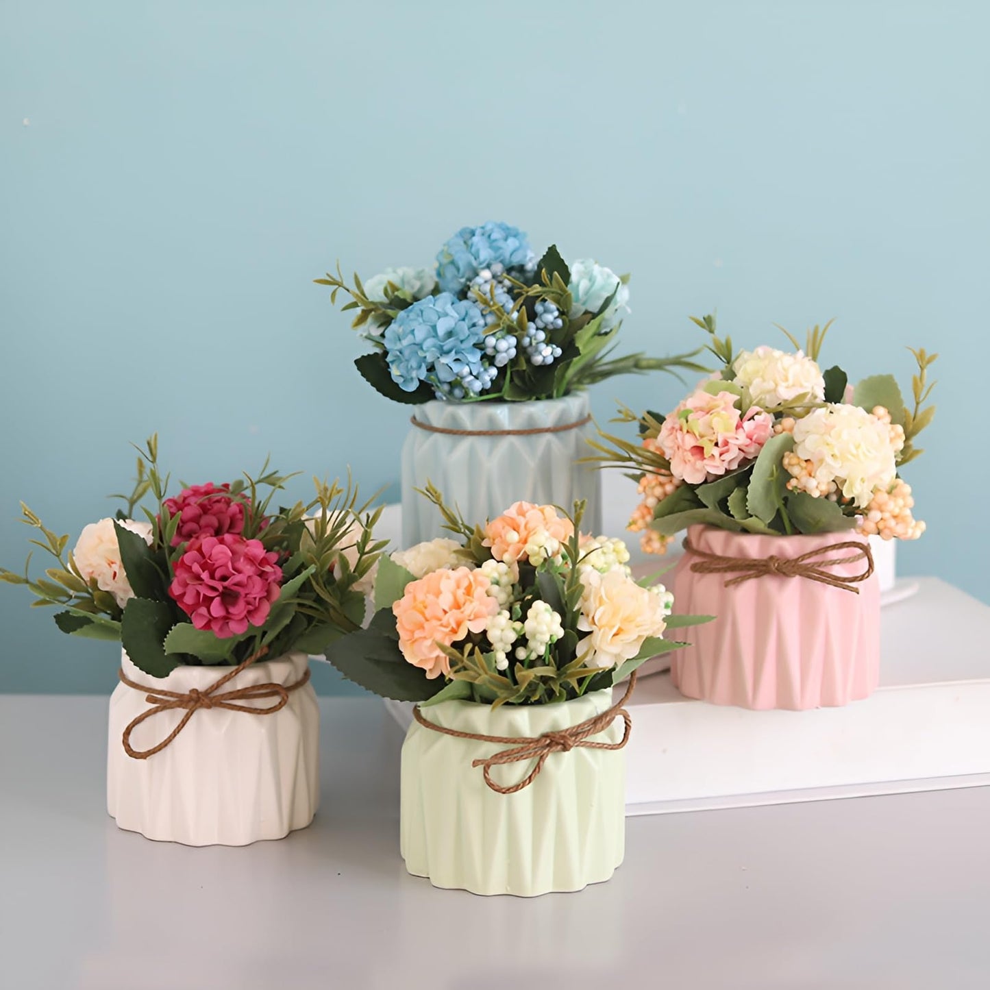 YACVRLT 2 PCS Mini Hygrangea Artificial Flowers in Vase, Small Centerpiece Table Decorations - Fake Plant in Vase, Faux Hydrangea Flower Decor for Home, Wedding, Office and Party