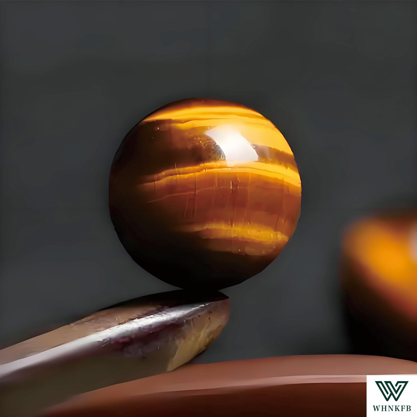 WHNKFB 10mm 50PCS Natural Yellow Tiger's Eye Round Beads, Smooth Polished Loose Gemstone Beads for Jewelry Making Craft - 4mm 6mm 8mm 10mm Options with Free Elastic Cord