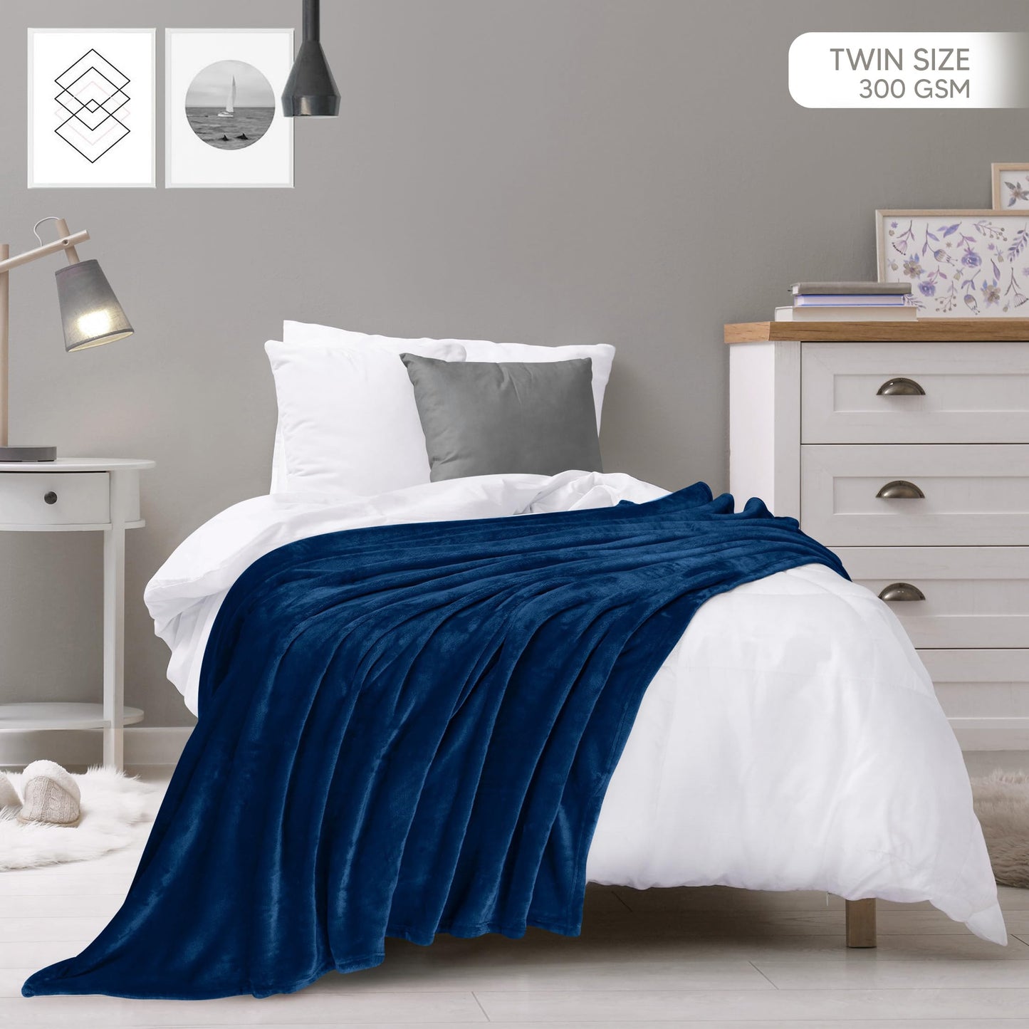 Utopia Bedding Fleece Blanket Twin Size Navy (60x80 Inches) Ultra Soft Warm Lightweight Microfiber Breathable Anti-Static Cozy Bed Blanket, All-Season Home Decor Gift for Men & Women