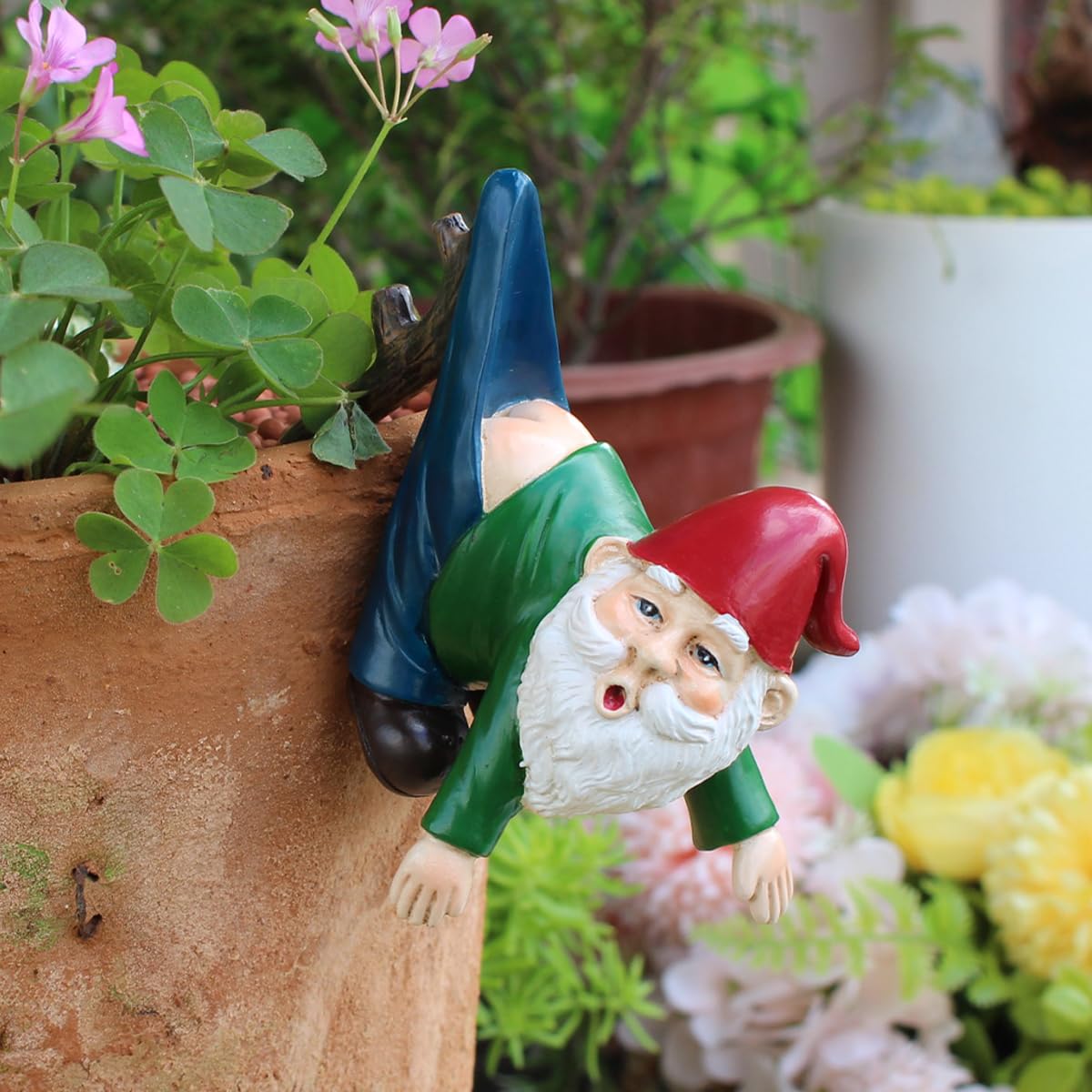 JARPSIRY Funny Garden Gnome Statue Flower Pot Hugger, Pants Hanging on Branch Gnome Figurine Resin Sculpture Outdoor Decor Patio Lawn Yard Fence Plant Pot Ornaments