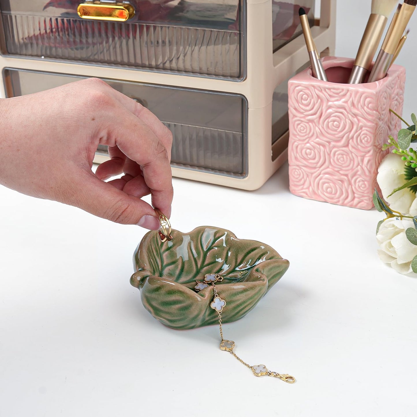 Zaposcca Jewelry Tray, Ceramic Leaves Jewelry Dish, Ring Holder Dish, Small Trinket Tray, Washable Key Bowl(Green)