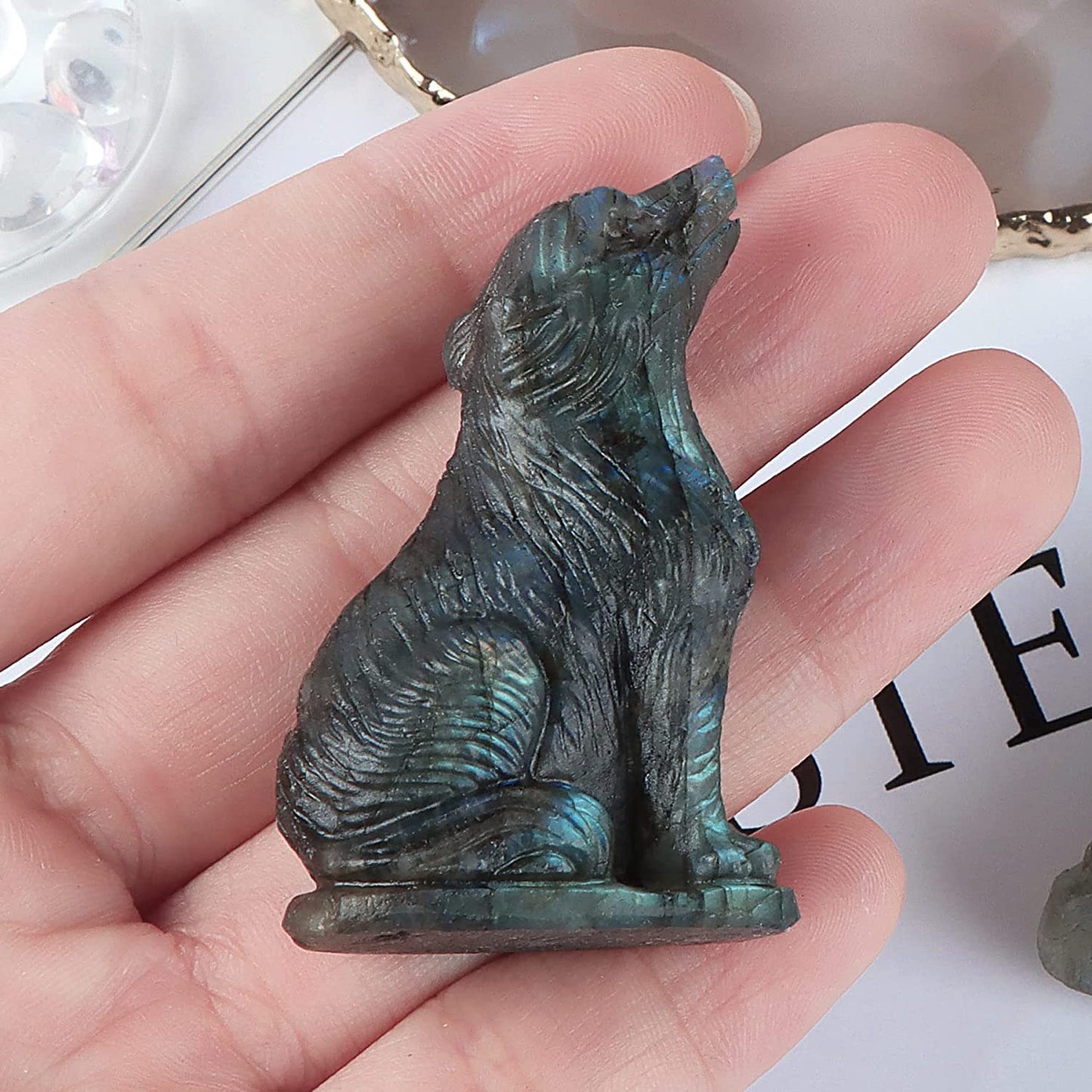 Artistone 2.0" Labradorite Crystal Wolf Statue Decor Hand Carved Gemstone Wolf Gifts Figurines Animal Carving Sculpture Crystal and Healing Stones Home Decoration (Gift Box)