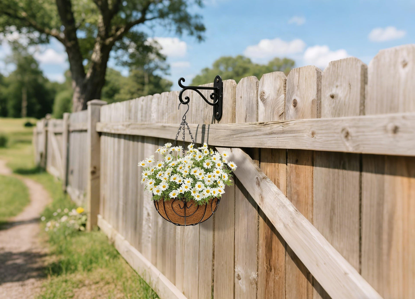 Nature Crafted 10 inch Metal Hanging Baskets for Plants Outdoor, 2 Pack Metal Wire Hanging Basket Planter with Coco Liner Flower Pots for Indoor Outdoor Garden Porch Patio, Heart-Shaped