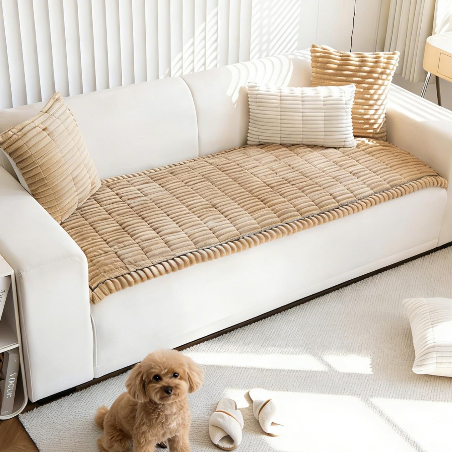 BPJKNIT Couch Covers for Sofa Brown Non Slip Dog Couch Cover,27.6" x 59.1" Washable Plush Sofa Covers for Dogs, Fuzzy Pet Couch Covers for 3 Cushion Couch, Soft Couch Protector for Any Sofa.