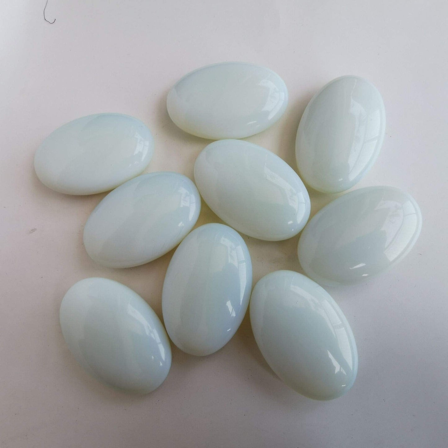 Loveliome Synthesis Opalite Oval Polished Worry Stones, Healing Crystal Indoor Fountain Stones Massage Energy Anxiety Relief Items