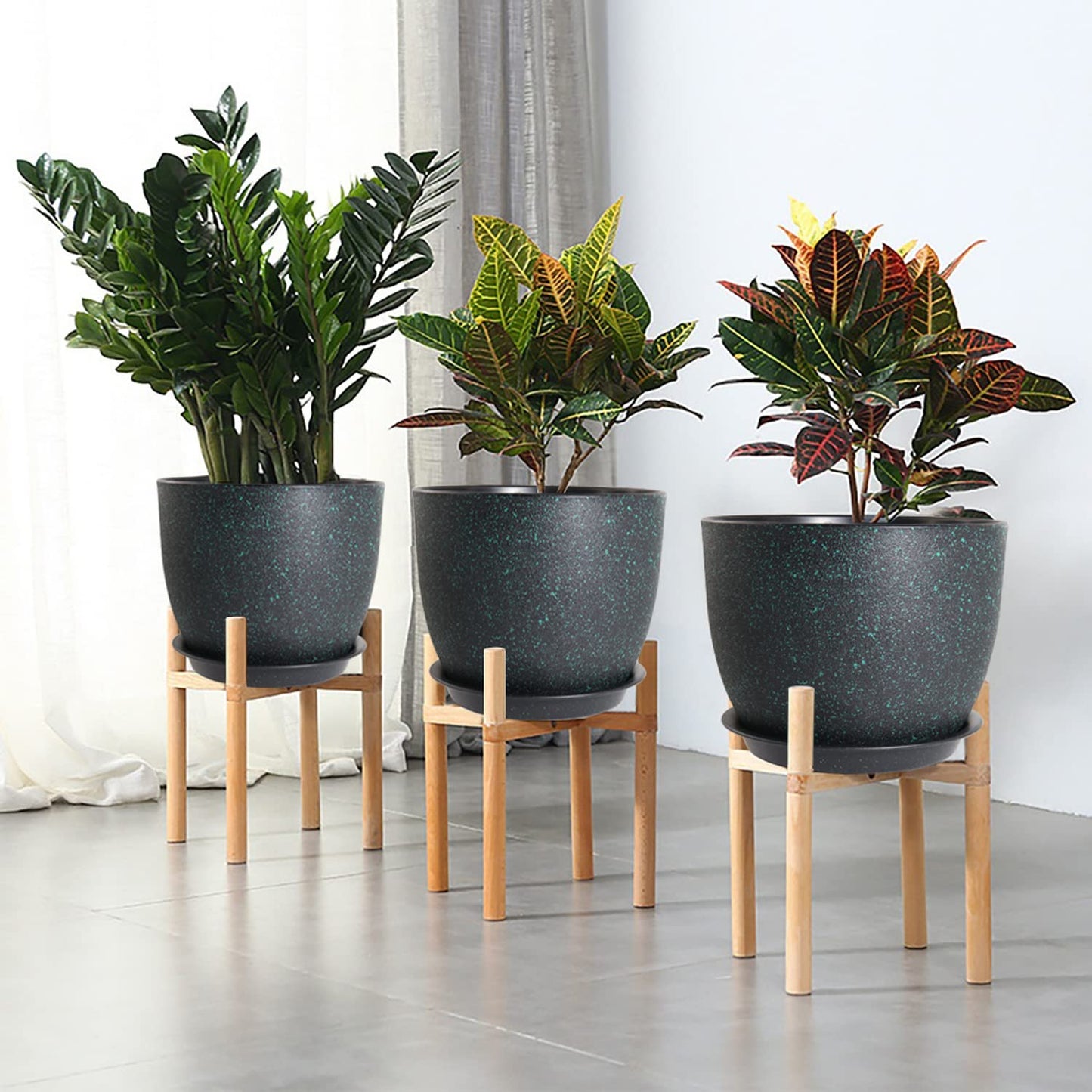 WOUSIWER Plant Pots 10/9/8 inch, Set of 3 Modern Decorative Plastic Planters with Drainage Holes and Saucers for House Plants Indoor Flowers Plants, Black with Green Speckles