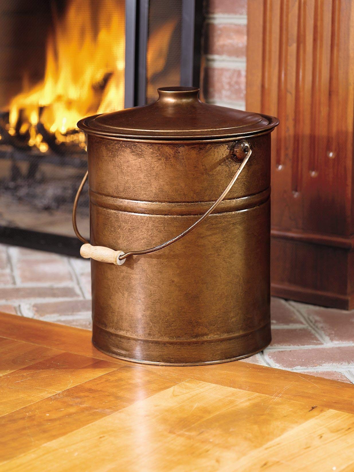 Plow & Hearth 3 Gallon Black Large Ash Bucket with Lid and Wood Handle | 28 Gauge Galvanized Iron Metal | Double Bottom | Tool for Fireplaces Fire Pits Wood Burning Stoves (Copper)
