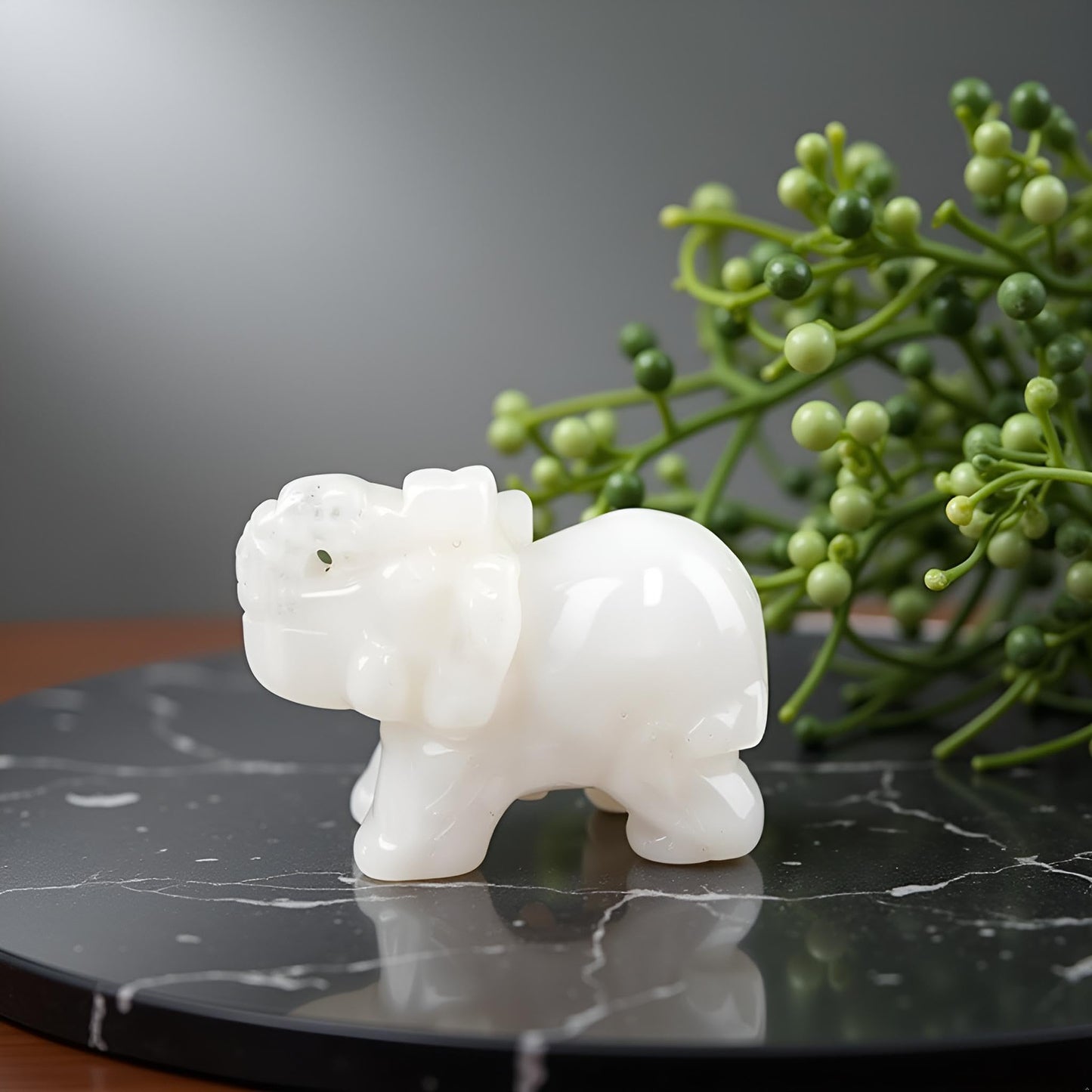 SquarezhenBo Elephant Ornament, Elephant Statue, Jade Stone Handcraft Natural Green Jade Stone Elephant Statue Decor Toys in Hand Home Décor Accents Sculptures (White)