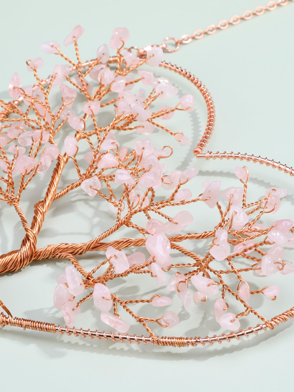 MANIFO Rose Quartz Crystal Tree Life Hanging Ornament Heart Healing Crystal Gemstone Hanging Decoration for Home Garden Window Wall Gifts