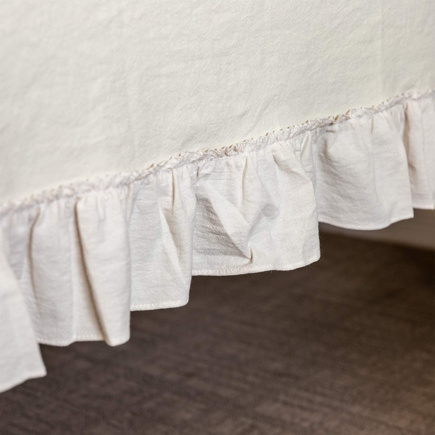 GLORY SEASON Retro Farmhouse Ruffle Tablecloth Cotton Flounces Trim Washable Table Cover Tablecloths for Rectangle Table Baby Shower Kitchen Party Wedding Decor, 52''x70''