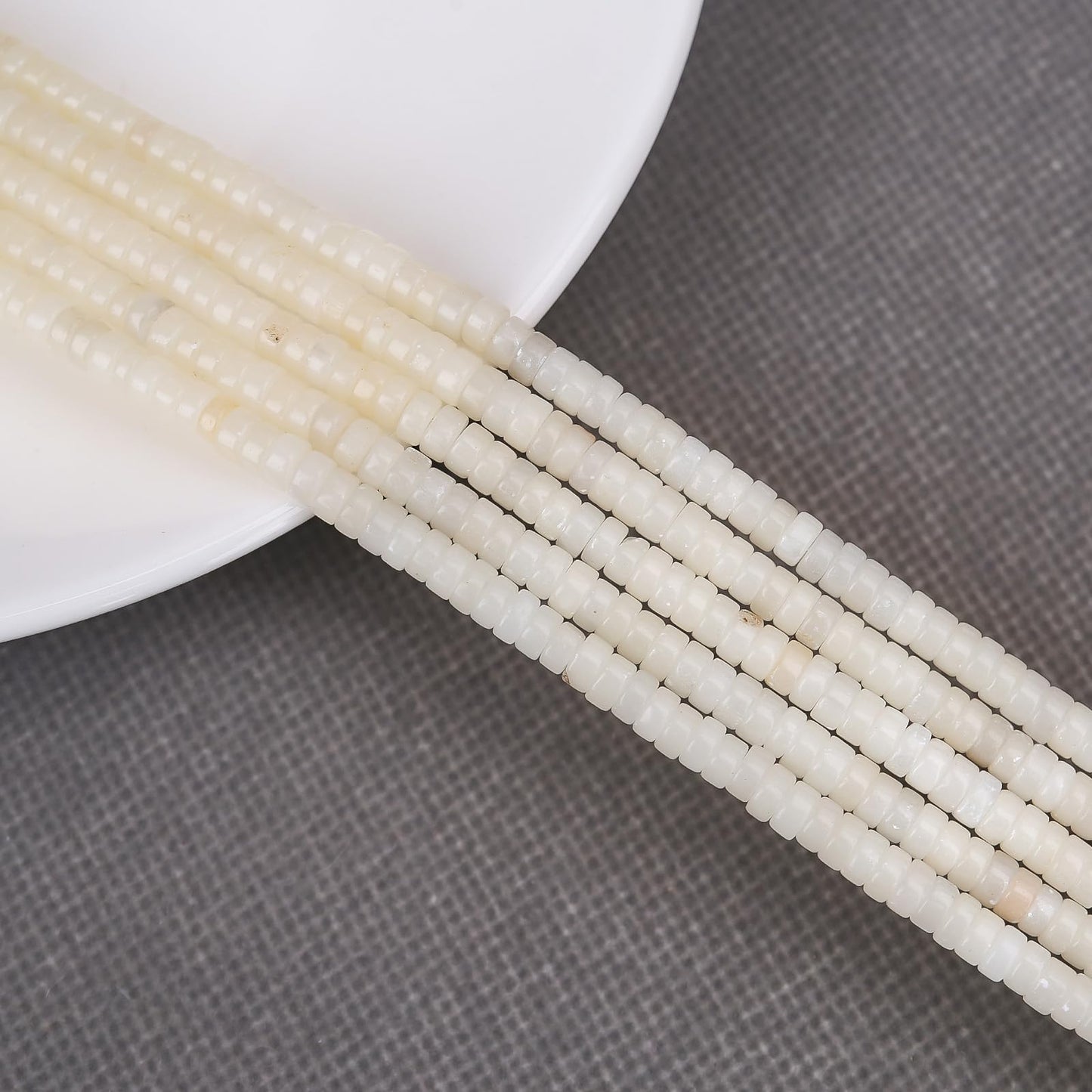 BONNY BOXX 150PCs Natural White Opal Spacer Beads, Loose Semi Precious Flat Round Gemstone Heishi Disc Stone Beads for Beading Jewelry Making 4mm*2mm