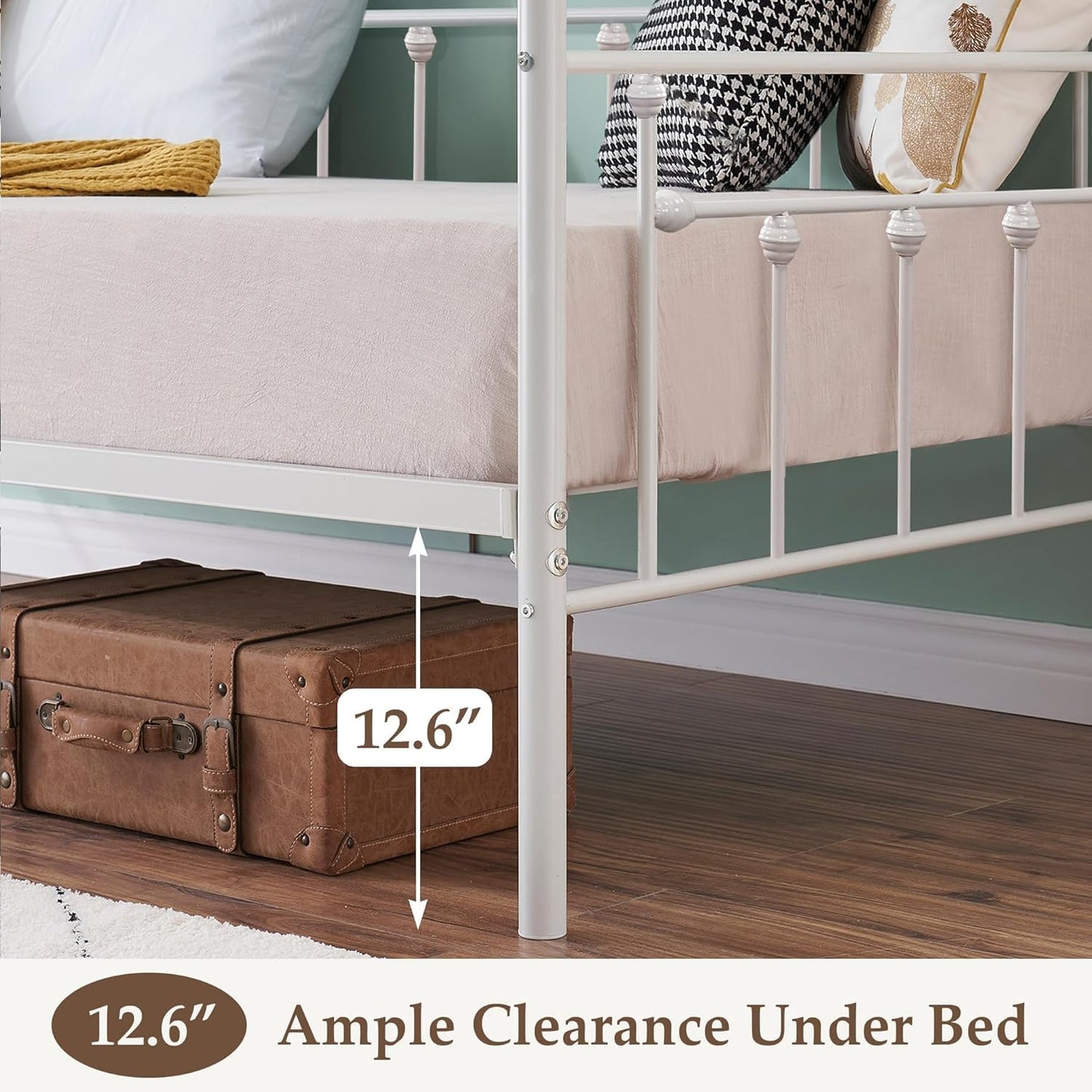 VECELO Daybed Frame,Twin Size Metal Platform Sofa Bed with Headboard，Heavy Duty Steel Slats Support for Living Room, Guest Room, Easy Assembly, White