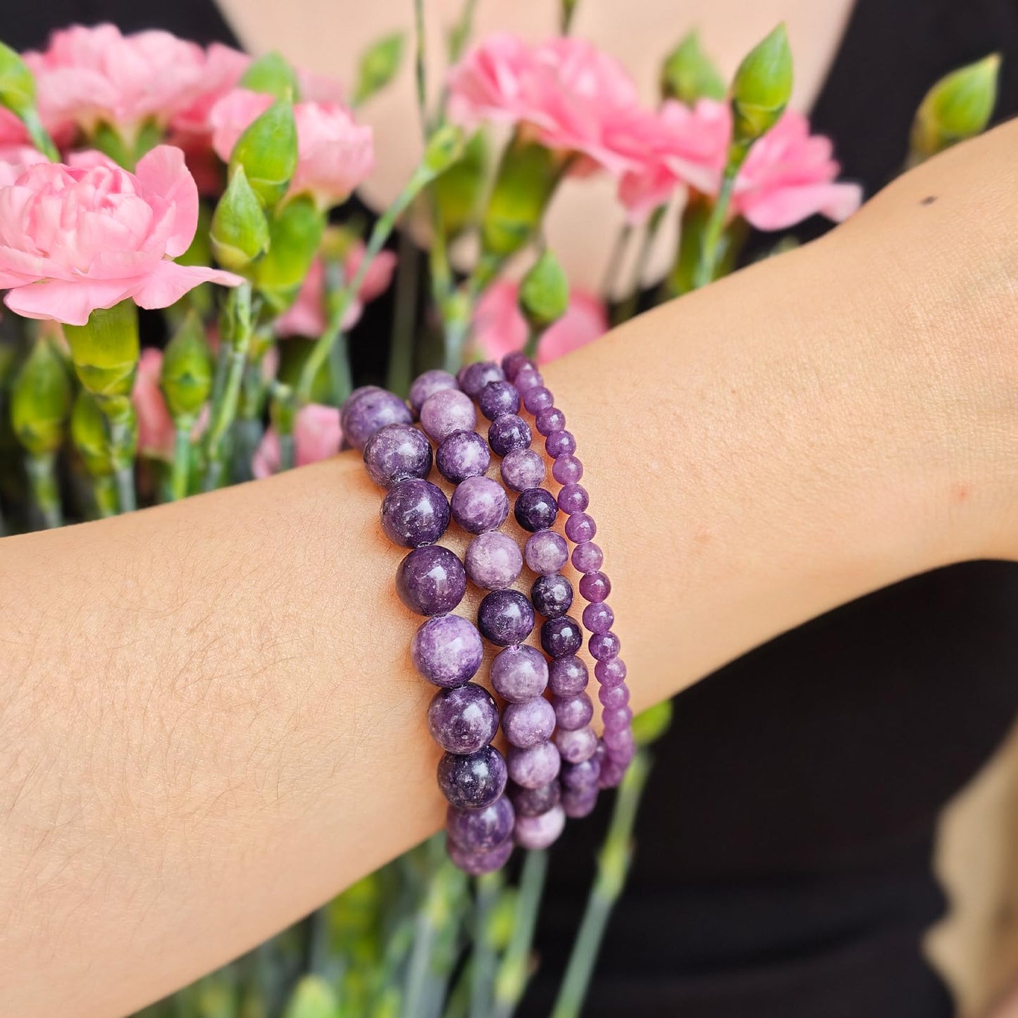 Handmade Natural Gemstone Elastic Bracelet - Healing Crystal Beads Jewelry, Unisex (Purple Lepidolite, 8mm)