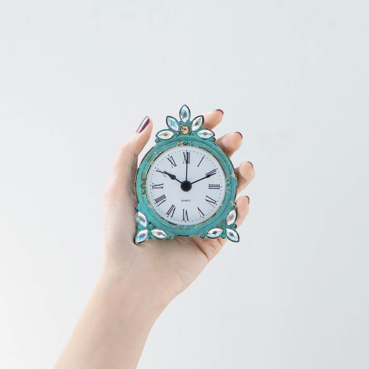 NIKKY HOME Vintage Pewter Quartz Mini Table Clock with Crystal Shining Rhinestone, 2.87 x 1.37 x 3.87 Inches, Aqua