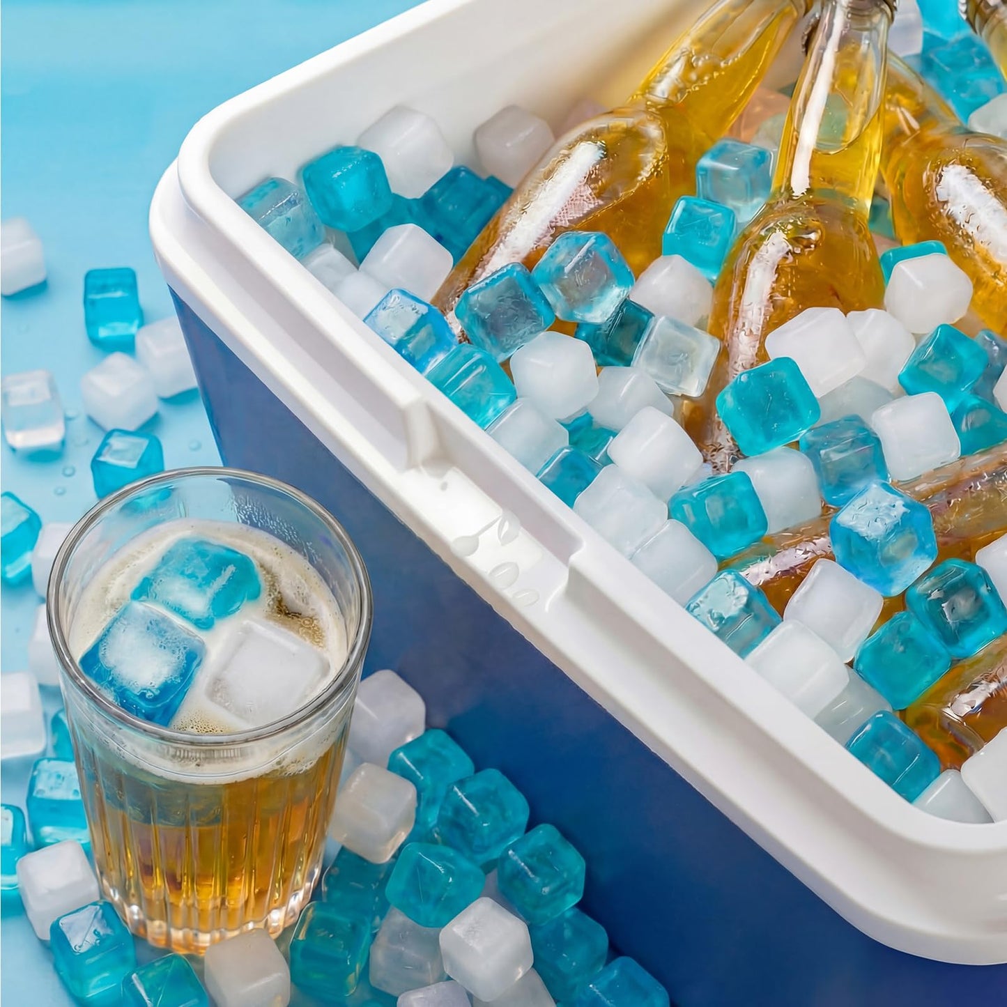 Teyva Daily 500 Pcs Reusable Ice Cubes for Cooler Bulk Refreezable Plastic Square Ice Cubes Without Diluting Large Frozen for Cooler Accessories Bars Drinks Camping Party (Blue and White)