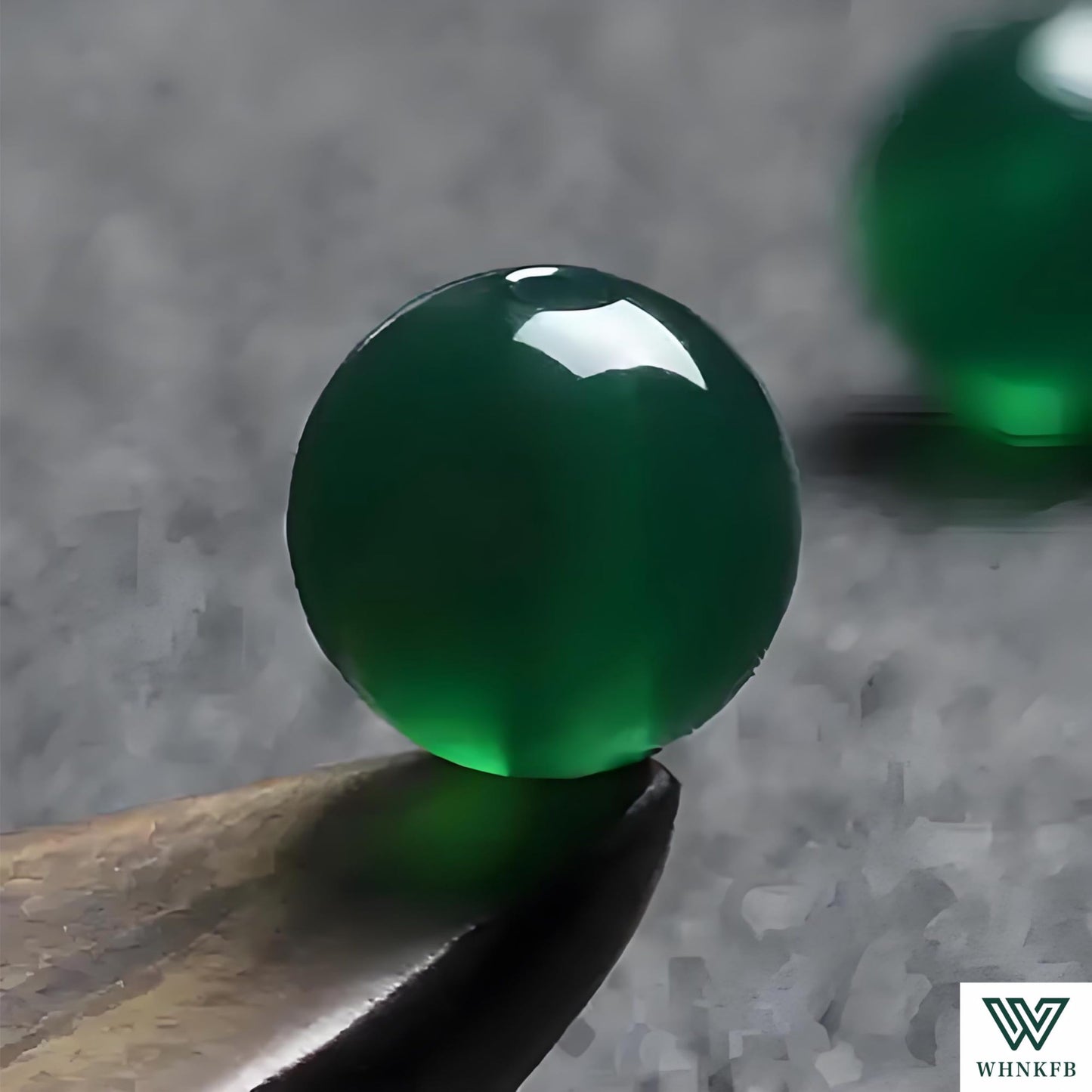 WHNKFB 8mm 50PCS Natural Green Agate Round Beads, Banded Loose Stone Beads for Jewelry Making Craft - 4mm 6mm 8mm 10mm Options with Free Elastic Cord
