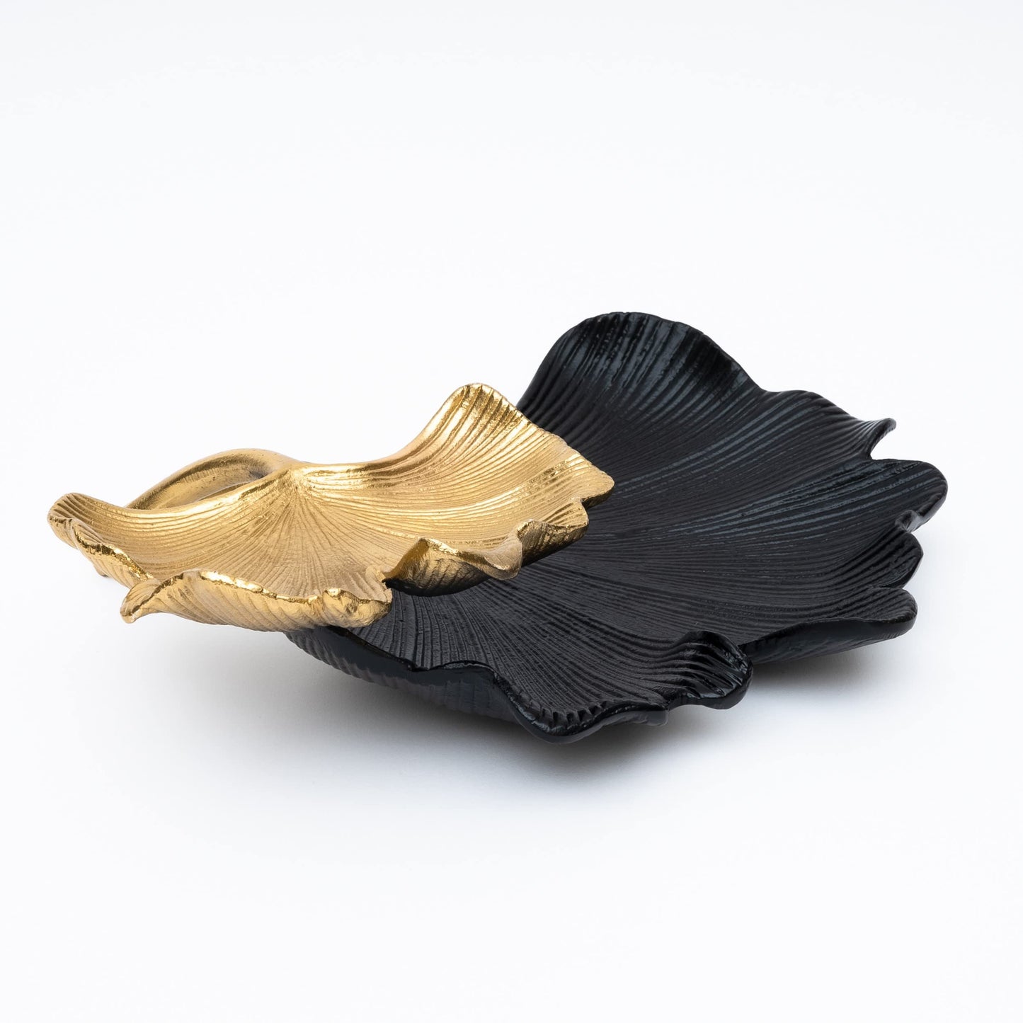GUTE Large Decorative Black & Gold Ginkgo Leaf Tray for Serving Fruits, Appetizers - 2 Tier Centerpiece Home Decor Elegant Serveware Charchuterie Catch All for Entertaining, Wedding Gifts 11.5x13
