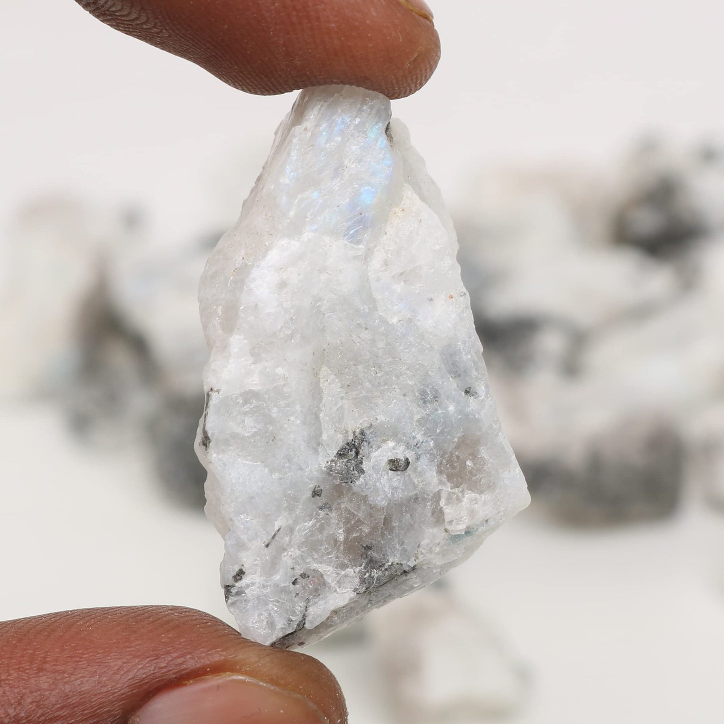 REAL-GEMS Natural Raw Healing Crystals Rough Stones for Tumbling, Cabbing, Polishing, Wire Wrapping, Wicca & Reiki Crystal Healing, Mix Gemstones,7 Chakra (Moonstone)