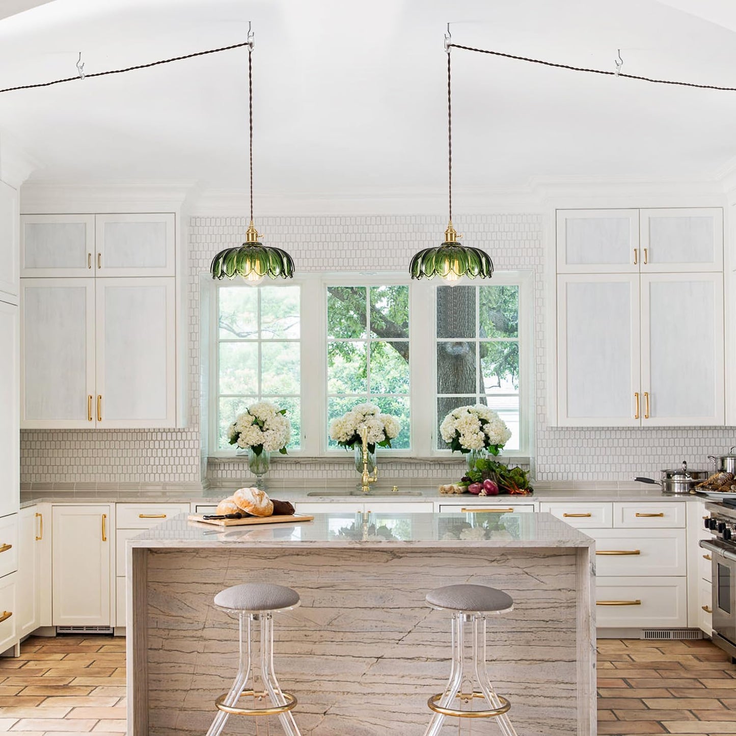 XZHGCEE Plug in Pendant Light Fixtures: Hanging Light Plug in Green Glass Hanging Lamp, Pendant Lighting for Kitchen Island, Bedroom, Dining Room, Living Room, E26 No Bulb