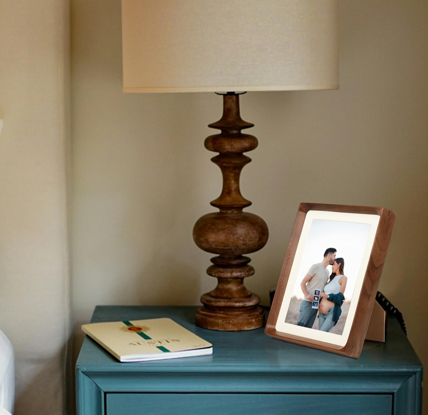 Gdfmsc Square 4x4 Picture Frame with Mat for 3x3, Natural Walnut Wood Handcrafted Rounded Corner with Real Glass, Vertical or Horizontal Display Photo Gallery Wall & Tabletop Frame