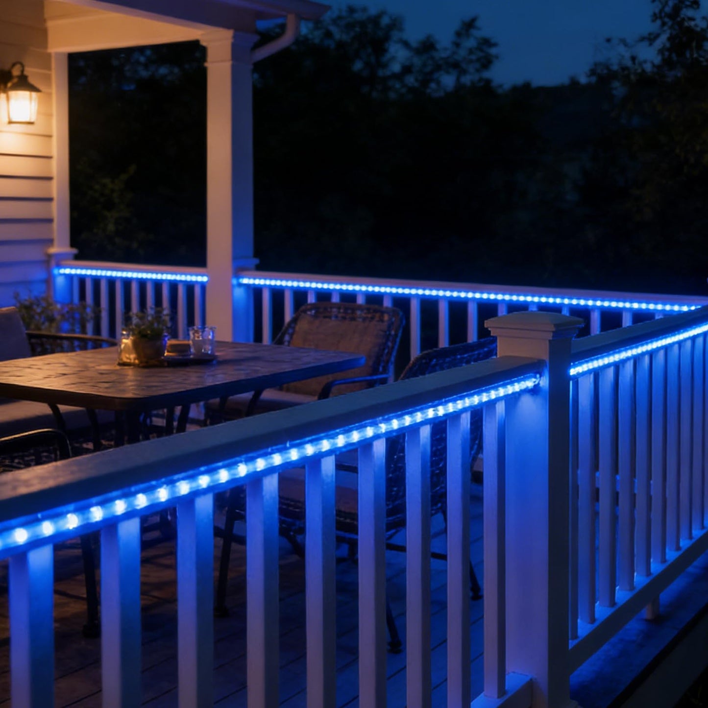 Tuanchuanrp LED Rope Lights, 100ft 110V Waterproof Rope Lights for Outside, Outdoor String Lights, Ideal for Eaves, Backyards Garden, Christmas Decoration(Blue)