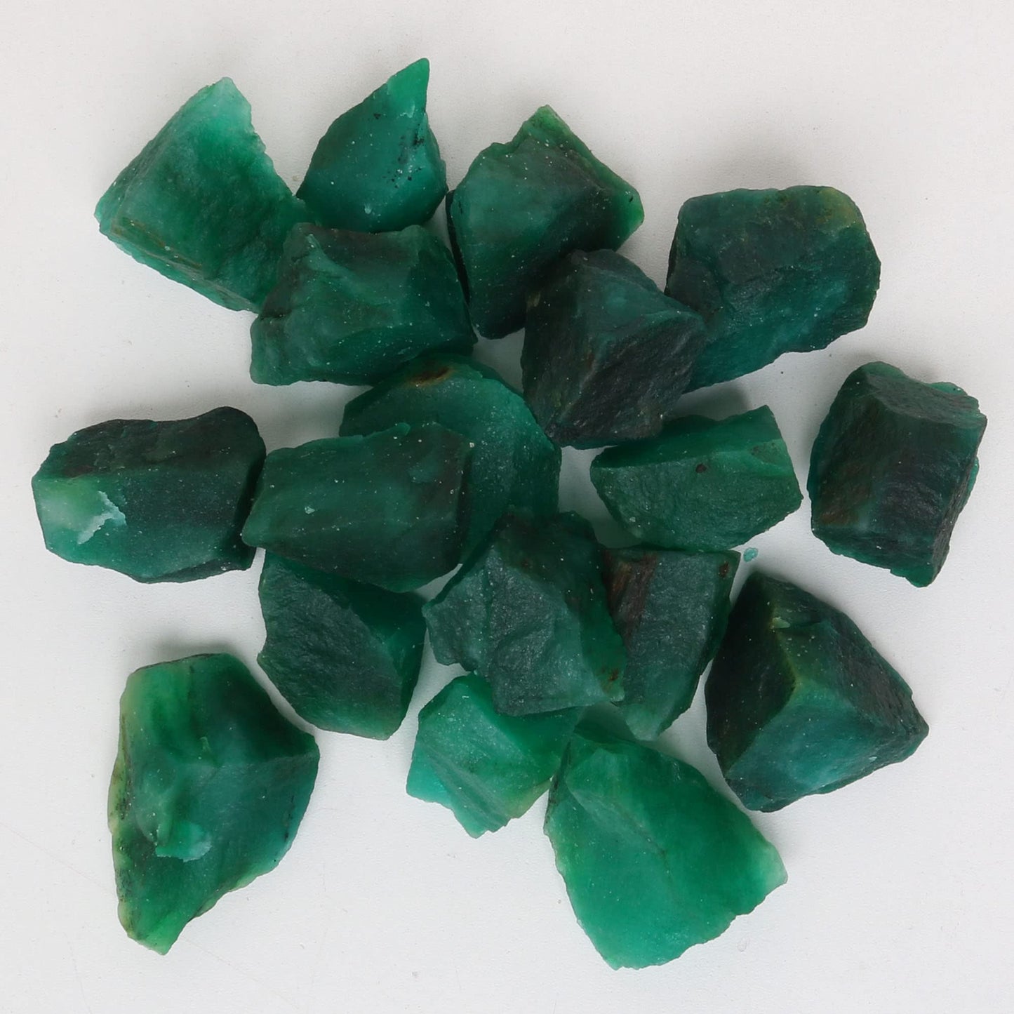 REAL-GEMS Natural Raw Healing Crystals Rough Stones for Tumbling, Cabbing, Polishing, Wire Wrapping, Wicca & Reiki Crystal Healing, Mix Gemstones,7 Chakra (Green Emerald)