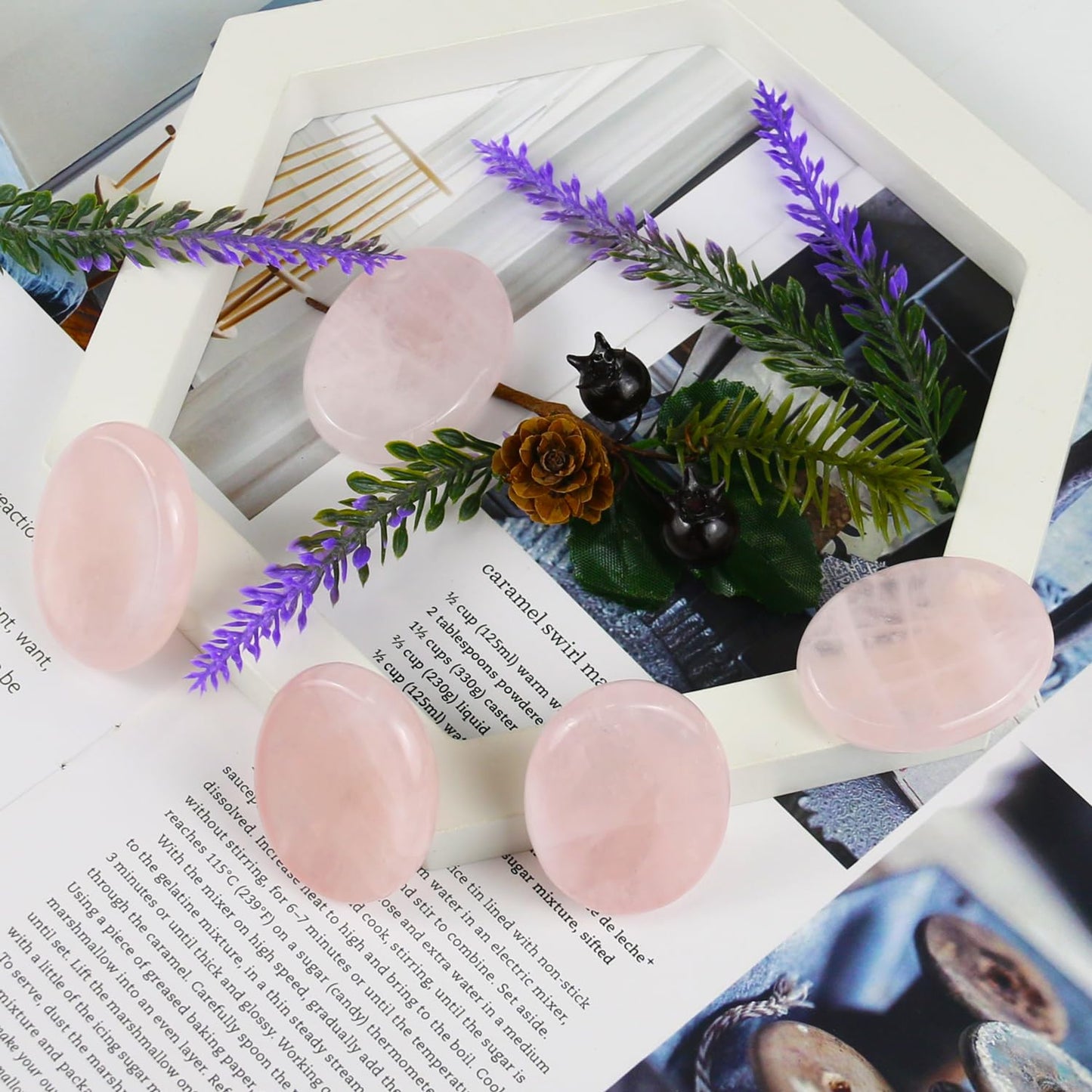Nvzi Worry Stones Rose Quartz Crystals for Kids, Chakra Crystals and Healing Stones, Oval Palm Stone, Thumb Stone, Crystals for Beginners, Spiritual Gifts for Women, Meditation Accessories (1PCS)