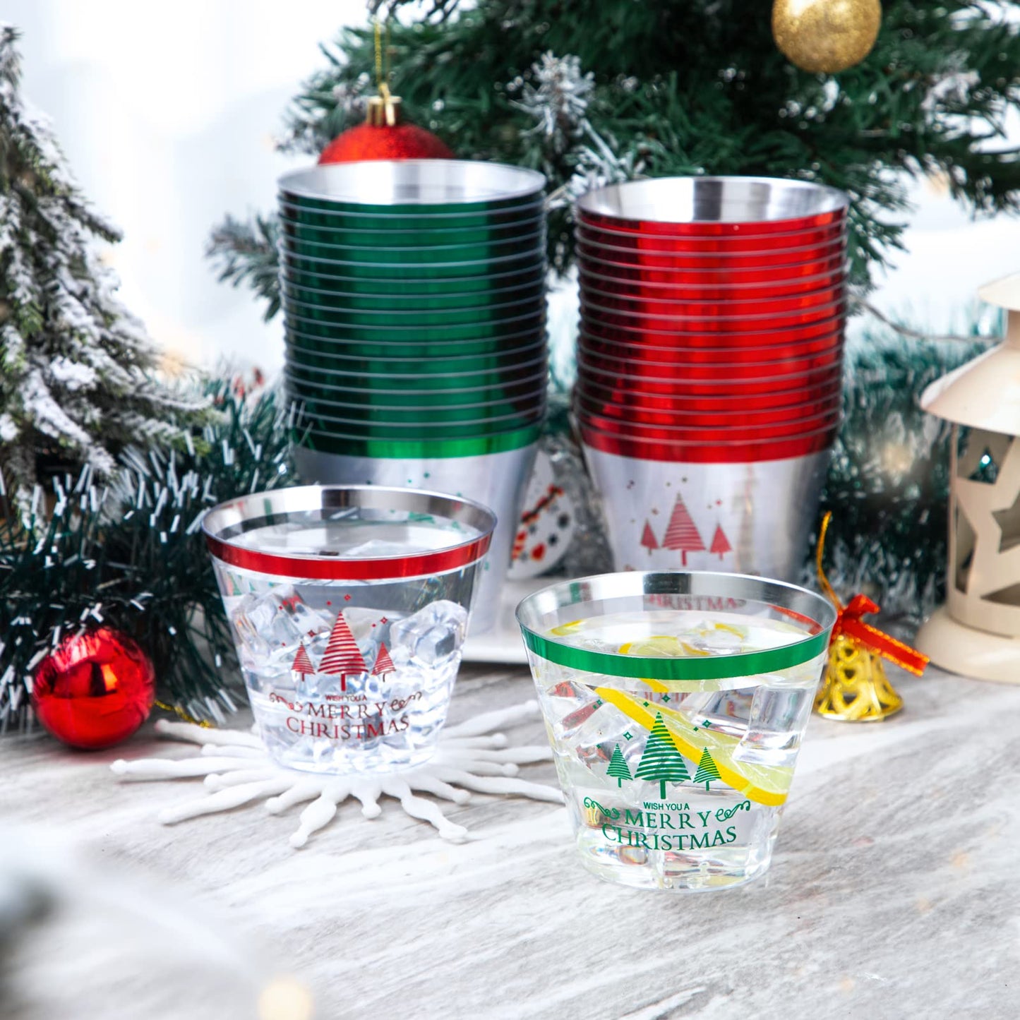 LUODA 60PCS 9 oz Christmas Party Cups, Merry Christmas Plastic Cup,Red and Green Edge Xmas Disposable Clear Cup for Party &Xmas Eve Decoration