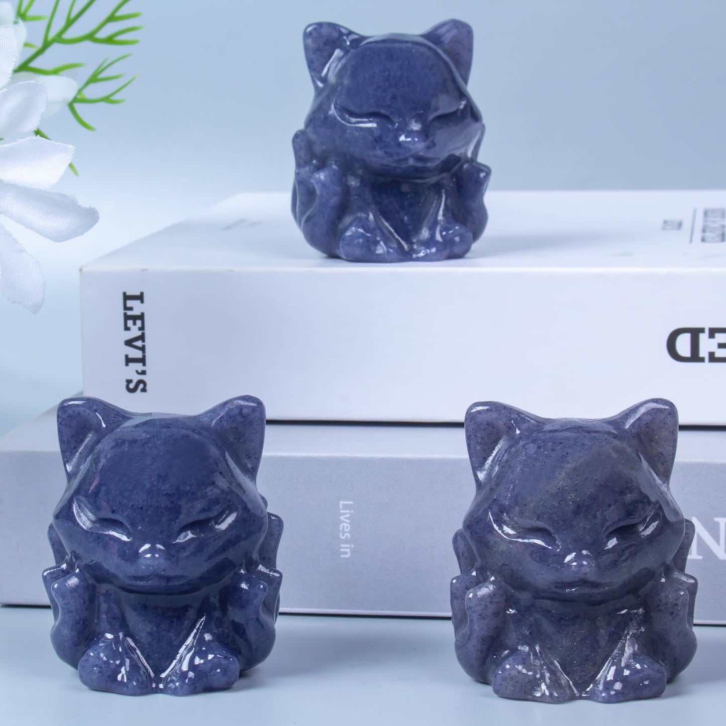 QLRSUXN Blue Aventurine Nine Tailed Fox Decor,2 Inch Healing Crystals Fox Statue,Lucky Guardian Pocket Fox Figurines as Women’s Gifts,Fox Figurine for Office Home Decor and Ornament.