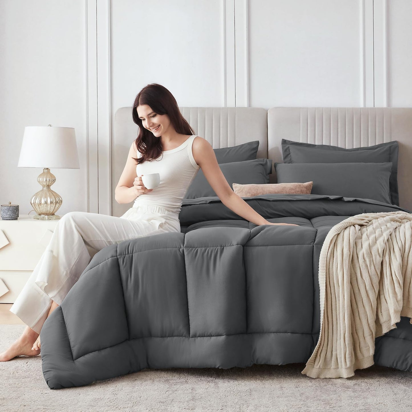 Sasttie Queen Comforter Set, 7 Pieces Bed in a Bag Queen, Complete Bedding Set Includes Grey Comforter, Flat Sheet, Fitted Sheet, Pillowcases and Pillow Shams, Dark Grey