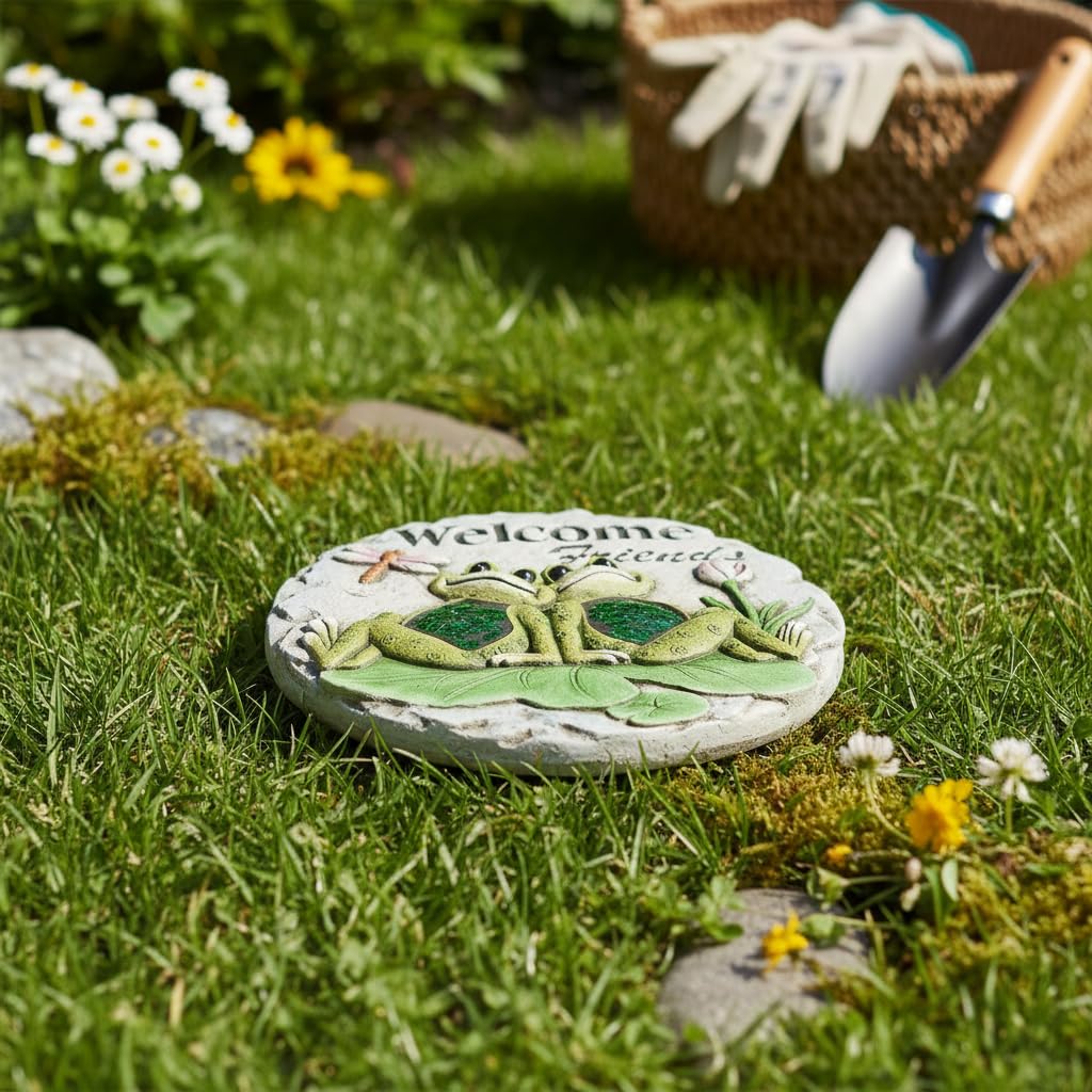 Comfy Hour 10" Frog Garden Stepping Stone, Welcome Friends Concrete Decorative Plaque, Artisan Crafted Walkway Accent for Outdoor Patio & Lawn, Green & Grey, 1 Unit