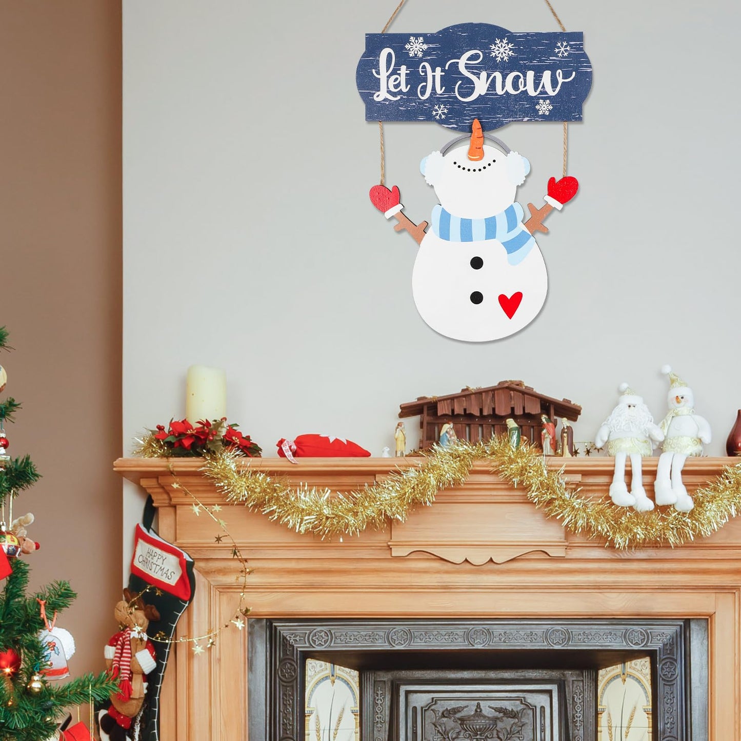 Winter Snowman Sign Decorations, Wooden Let It Snow Snowman Door Sign, Winter Decor for Door Wall Christmas Holiday Home Office School Decor (Snowman)