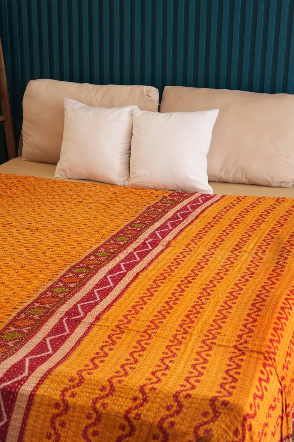 Handmade Cotton Vintage Kantha Quilt Boho Reversible one-of-a-Kind Kantha Throw Bedspread (Twin 90" x 60")