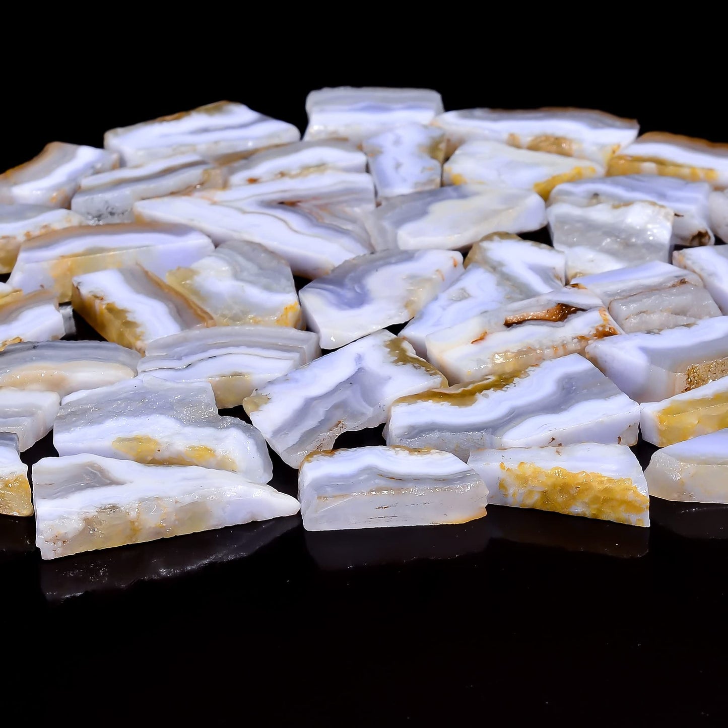 Natural Blue Lace Agate Raw Slice Gemstone- Healing Crystals for DIY Jewelry Making -Loose Natural Cabochon -Perfect for Crafting Unique Jewelry Designs (5 pcs, 25-35 mm)