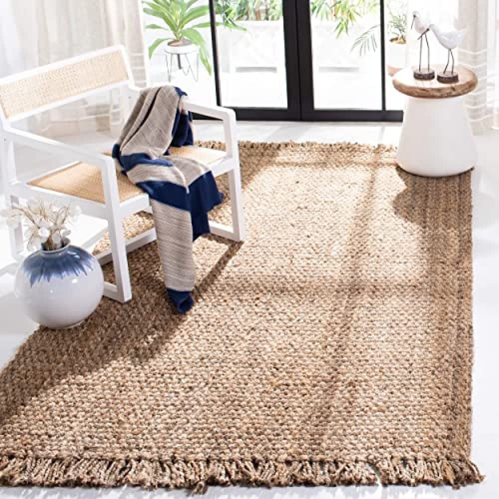SAFAVIEH Natural Fiber Collection Accent Rug - 3' x 5', Natural, Handmade Tassel Jute, Ideal for High Traffic Areas in Entryway, Living Room, Bedroom (NF467A)